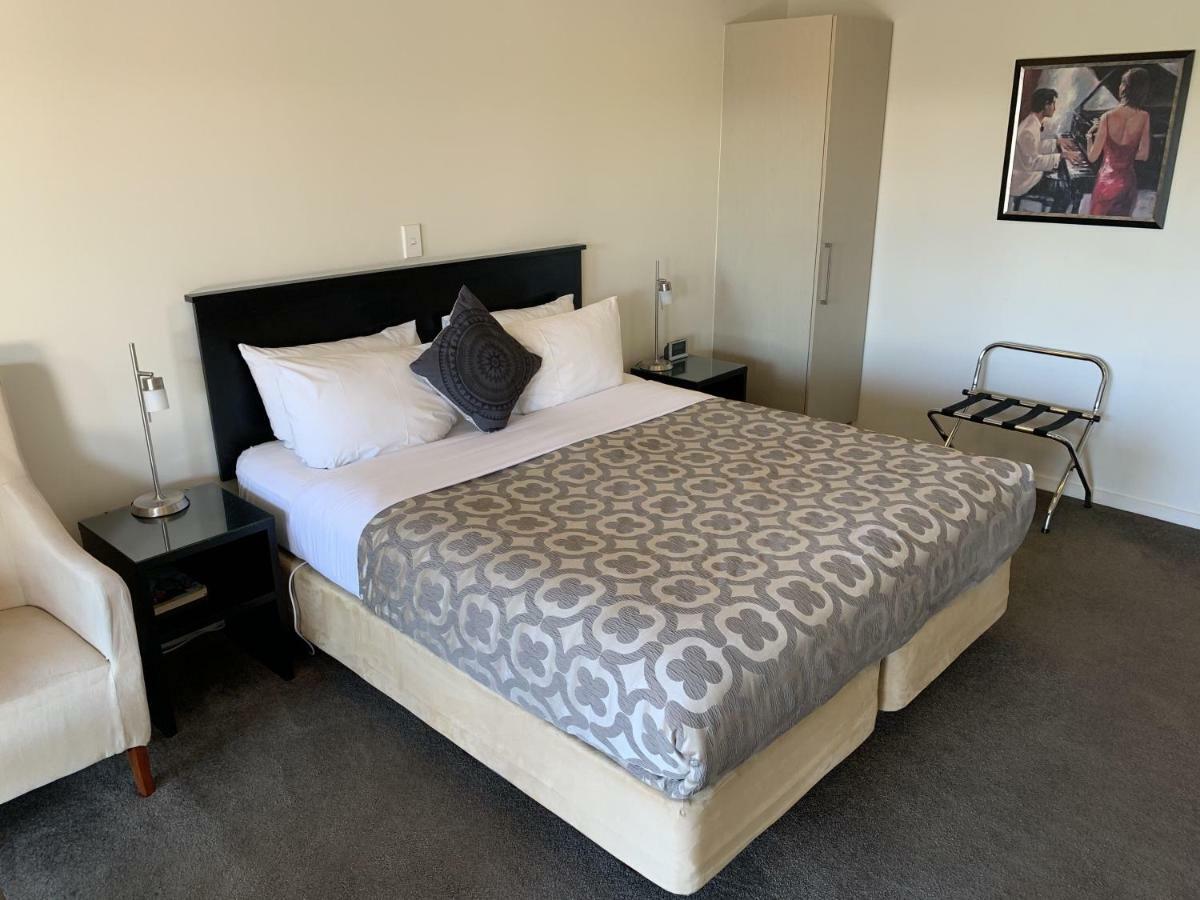 Salerno Motel Apartments Christchurch Exterior foto